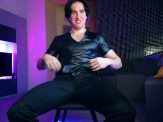 christianlevinee Sex Cam Show