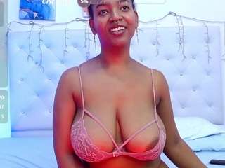gia-fantasy live cam profile