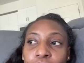 kamillaskiss4