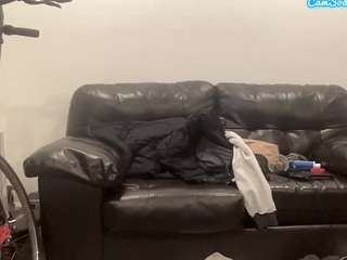 mrshyboy32 Live Webcam on {site_name}