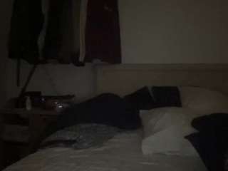 mrshyboy32's CamSoda show and profile