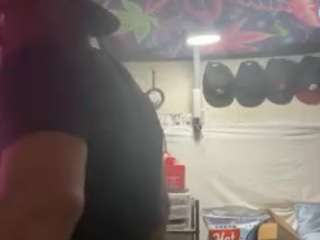 Mrshyboy32