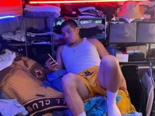 Mrshyboy32