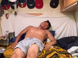 mrshyboy32 live webcam show