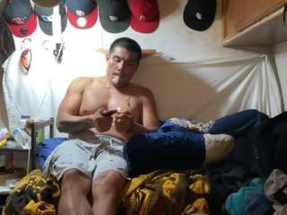 mrshyboy32 live webcam show