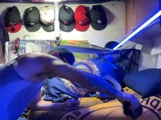 mrshyboy32 live webcam show