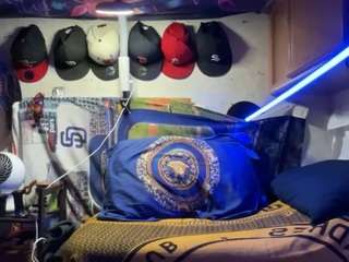 mrshyboy32 live webcam show