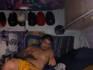 mrshyboy32 live webcam show