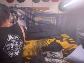 Mrshyboy32