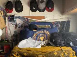 Mrshyboy32