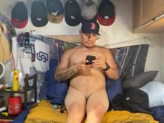 Mrshyboy32 live webcam show