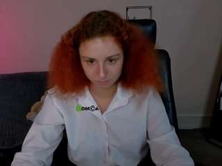 nessa-blush webcam model