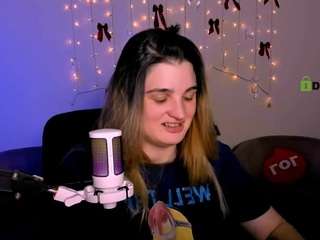 nessa-blush webcam model