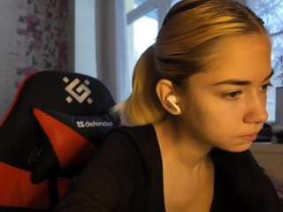 zolaheimrich Live Webcam on CamSoda