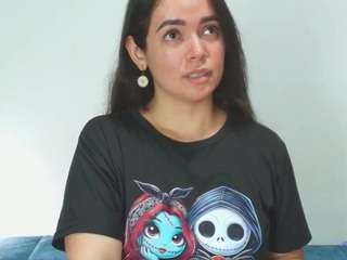 loreen-grey's CamSoda show and profile