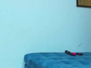 Acest model este live acum. loreen-grey