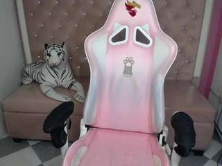 megan-collins-b webcam