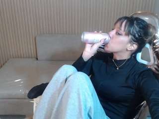 MEGANCOLLINS live cam preview