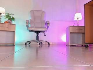 archiecolliins from CamSoda