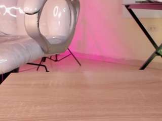 archiecolliins Live Webcam on {site_name}