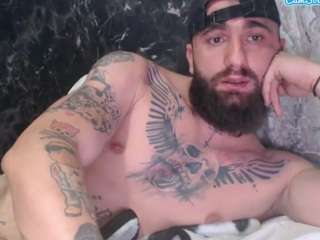 naughty_bone live cam