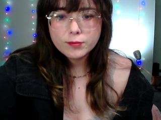 biddiegf Live Webcam on CamSoda