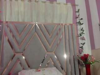 estrella-lee live webcam show