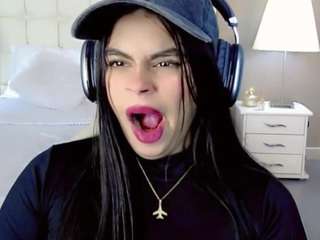 maddisonivanova1 Live Webcam on CamSoda