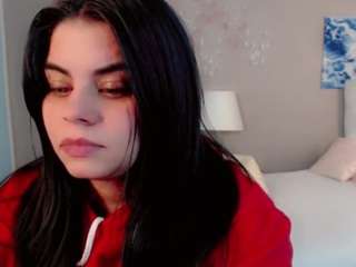 maddisonivanova1 live webcam on Soda Cams