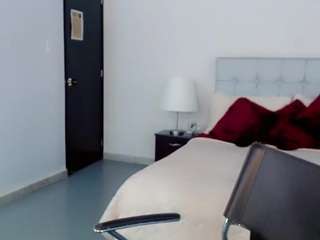 le modèle maddisonivanova1 est en webcam porno dans un show sur le site camsoda, il possède les tags suivants: ahegao,ass clapping,black hair,brown eyes,dildo or vibrator,doggy style,drinking,full nudity,lovense,no smoking,sex toys,tiny tits,toys,curvy,hd