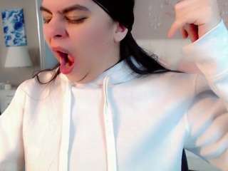 maddisonivanova1's CamSoda show and profile