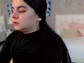 maddisonivanova1's CamSoda show and profile