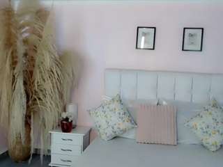 nathalialoes1 Live Webcam on CamSoda