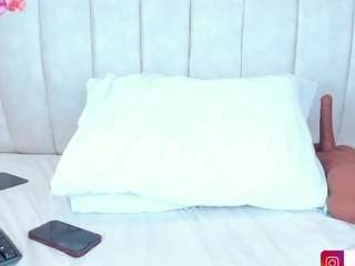 nymzieloren Live Webcam on CamSoda