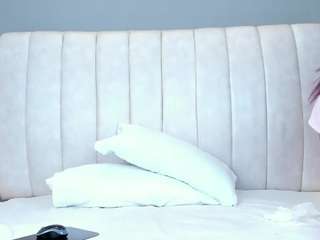 nymzieloren Live Webcam on CamSoda