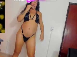 sweet-vicky-hot's CamSoda show and profile