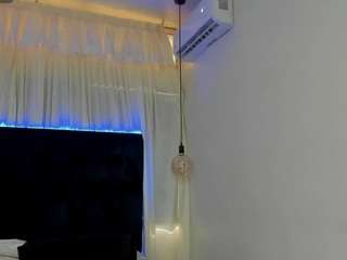  sweet-vicky-hot chat room