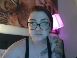 tinylillady Live Webcam on CamSoda