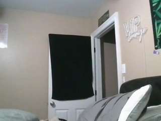 Live webcam model bratz4523 on Soda Cams