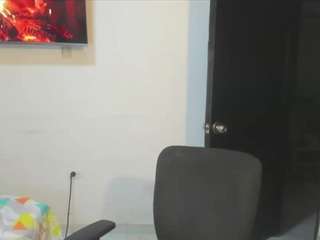  cassie-di-laurentis-xxx chat room