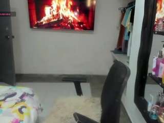 Cassie-Di-Laurentis-xxx