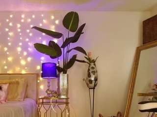 summerpeachlive Live Webcam on CamSoda