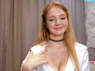 Discover taylorsooy from CamSoda