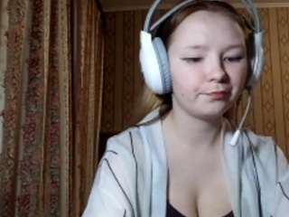 xuanheltsley Live Webcam on CamSoda
