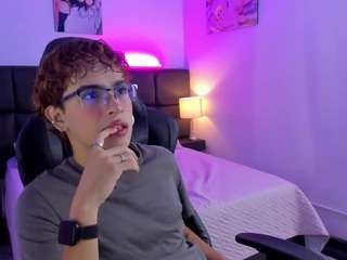  aiidenxxx chat room