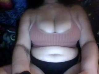 bennih420 Live Webcam on CamSoda