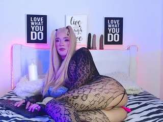 Queen23