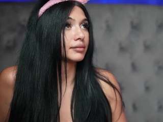 giuliasya Live Webcam on CamSoda