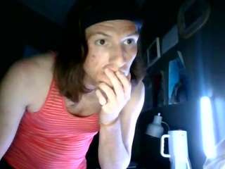 Check-out the aroused 23 years old harveyblaze666 from CamSoda as he gets wacky harveyblaze666 from CamSoda