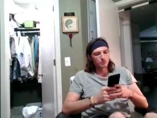Check-out the aroused 23 years old harveyblaze666 from CamSoda as he gets wacky harveyblaze666 from CamSoda
